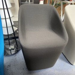 Petit fauteuil Pedrali Fauteuil Log 365 gris foncé