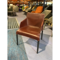 Petit fauteuil Poliform Chaise Bridge Seattle cuir rouge