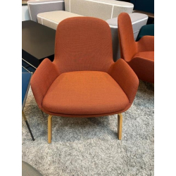 Accueil Fauteuil Era Lounge Chair Tissu Orange Normann Copenhagen